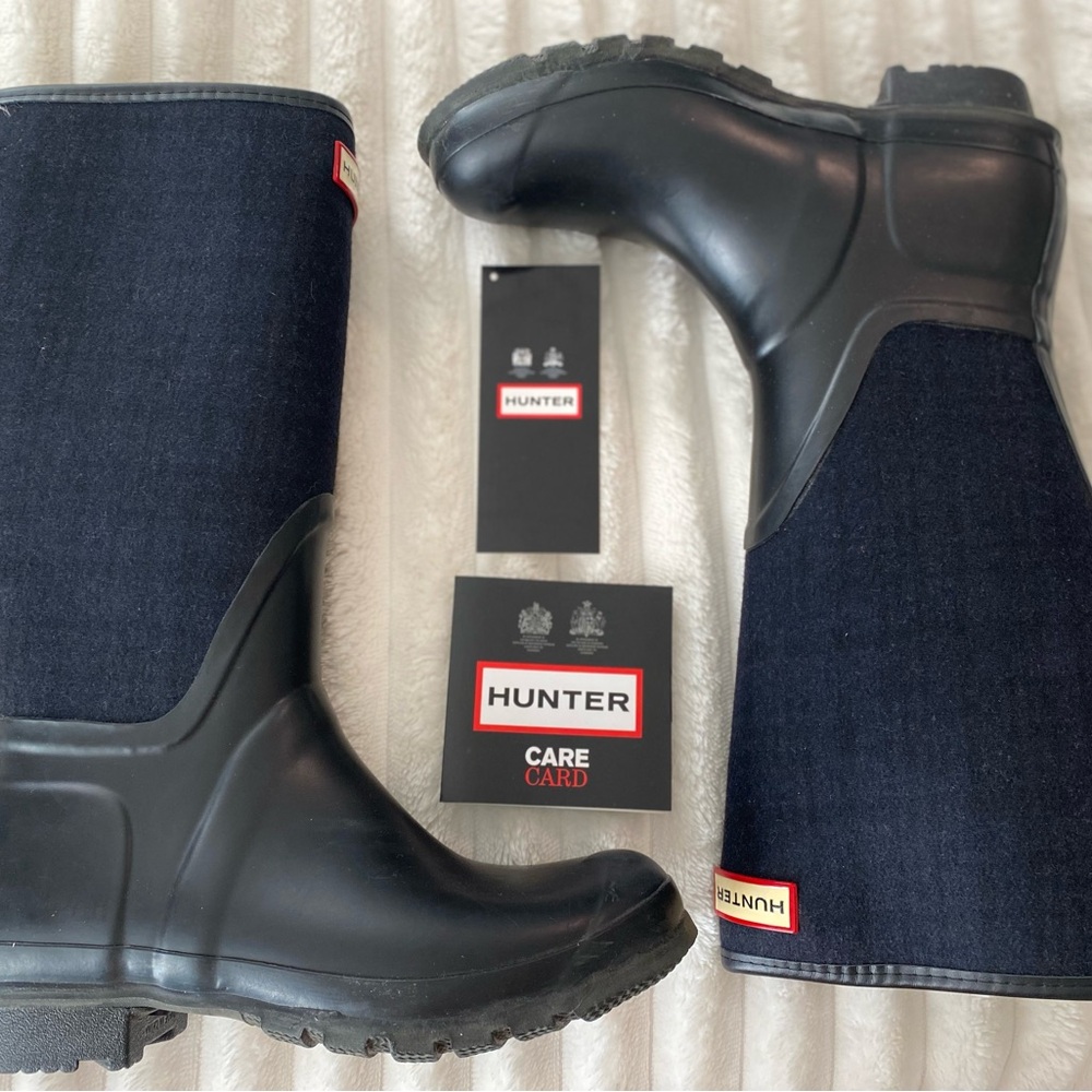 Hunter Black & Navy Boots